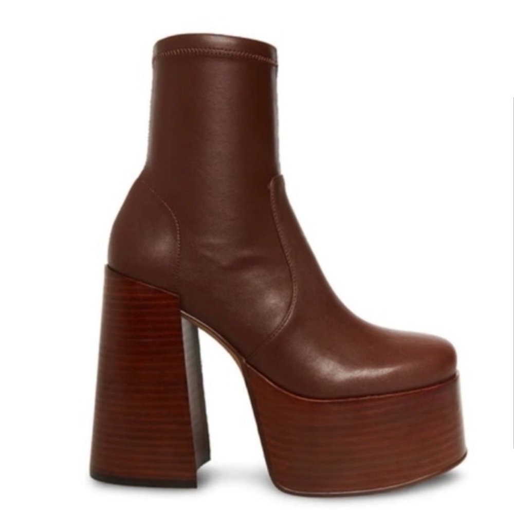 STEVE MADDEN EVE PLATFORM BOOTS